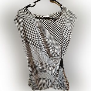 New York & Co black & white blouse size M